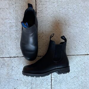 Blundstone 2274 women’s size 8 boots